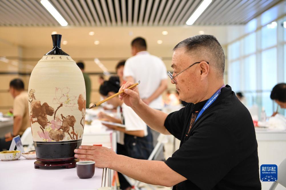 棋牌游戏网页版源码